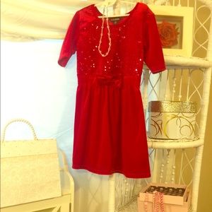 George red sequins dress